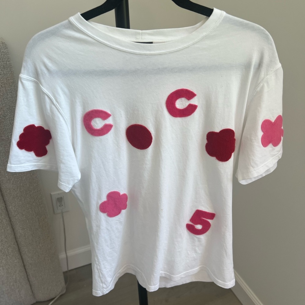 CHANEL White Tee with Pink and Red Graphic